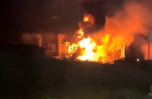 Fire at Afipsky refinery. Picture by Topcor.ru.