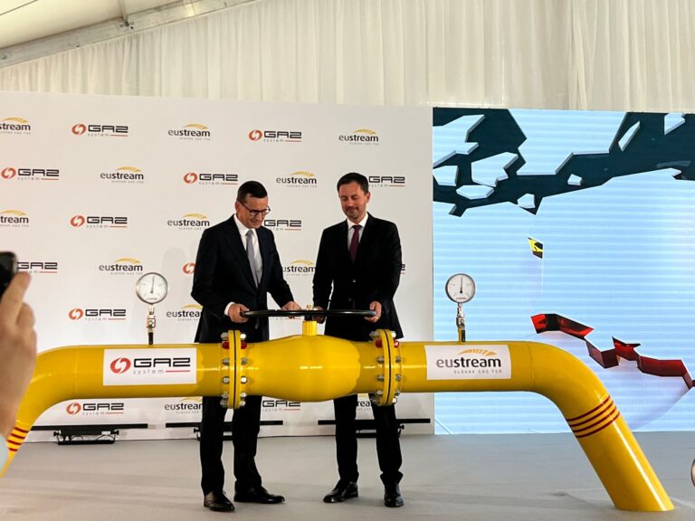 Polish Briefing: Poland-Slovakia gas pipeline officially open | Prime ministers of Poland, Denmark and the Baltic states to discuss energy on Bornholm