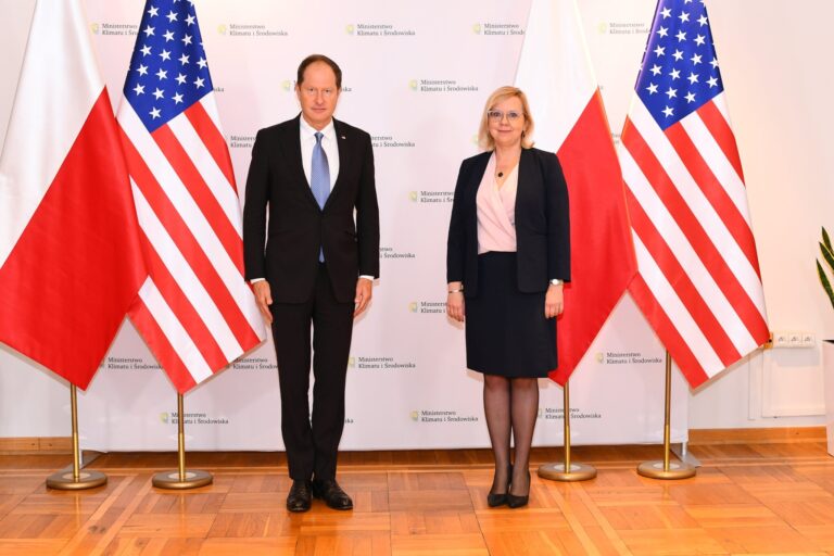 Polish Briefing: The U.S. wants to contribute to the construction of the Polish nuclear power plant. The decision will be made in October