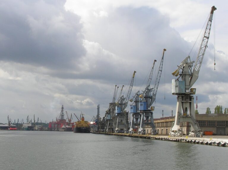 Port of Gdańsk / photo by Wikimedia Commons