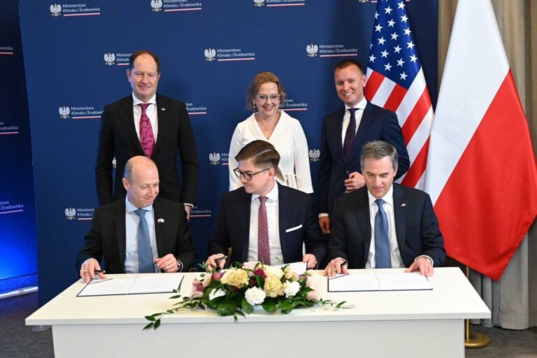 Polish Nuclear Power Plants sign a cooperation agreement with Bechtel Westinghouse. Picture by Ministry of Climate and Environment.