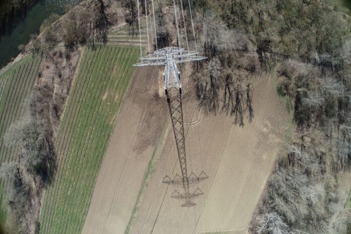 Kozienice-Miłosna power line under construction. Picture by PSE.