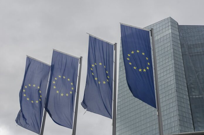 The Council of the European Union and its Parliament have reached a political agreement on the electricity market reform, which includes a transitional period until 2028, during which Poland will be able to support its coal-fired power plants. EU flags. Picture by pixabay.com The derogation in the agreement on the reform of the European Union electricity market design extends the permission for Poland (as well as Germany and other EU members) to apply the capacity market as a support mechanism until the end of 2028. This is the result of the actions of Polish members of the European Parliament, including Jerzy Buzek. "The compromise reached between the European Parliament and the Council is important for two reasons," says Ryszard Pawlik, Jerzy Buzek's advisor. "The first is the possibility of maintaining the capacity market support for coal-fired power plants until the end of 2028. This is good news for Poland's energy security and reliability of power supply. This is particularly important in the context of the energy crisis, which, after all, we – as the European Union – are unfortunately still experiencing. That is also why we in the EP have been pushing hard for months for the possibility of extending this derogation," he said. "The second reason is crucial, as the condition for extending this derogation is to present a clear plan of how and what we intend to replace the current coal units in the capacity market with once the derogation has expired, i.e. in 2029 at the latest. The idea is to use these extra few years to really engage in a thorough and actual energy transition, which will include a surge increase in RES availability together with the expansion of the grid and storage capacity. This is a great challenge, of which the new government is certainly deeply aware," professor Buzek's advisor told BiznesAlert.pl. The reform introduces contracts for difference as the main tool to support new energy projects. The Council of the European Union will also be able to declare an energy crisis in the event of a sudden increase in wholesale energy prices. The agreement is provisional and has yet to be approved by these EU bodies. Council of the European Union / Wojciech Jakóbik